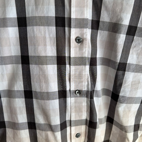 Men’s Gap Dress Shirt - Picture 3 of 3